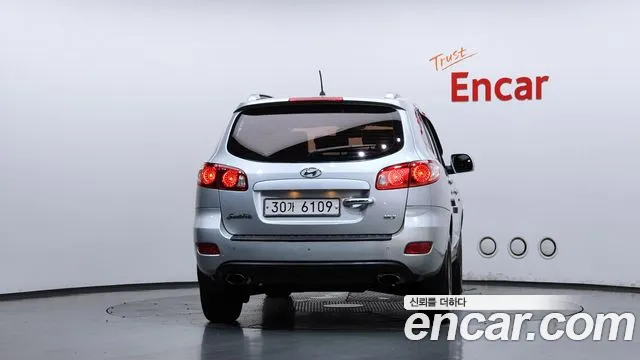 Hyundai Santa Fe 2009 thumb 4