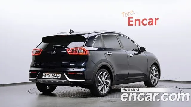 Kia Niro 2017 thumb 2
