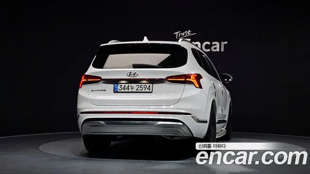 Hyundai Santa Fe 2021 thumb 4