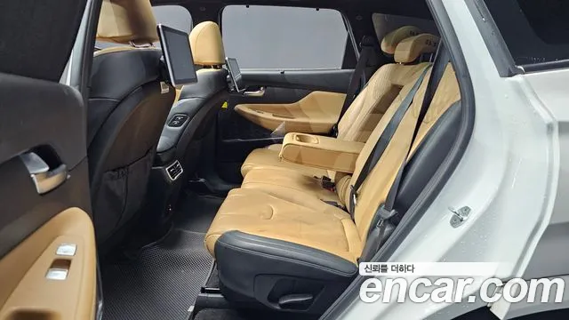 Hyundai Santa Fe 2021 thumb 12