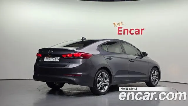 Hyundai Avante 2017 thumb 2