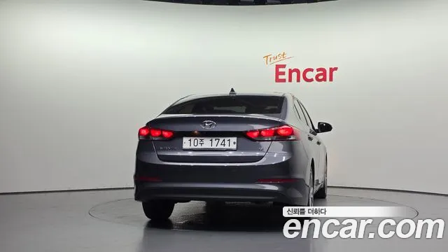 Hyundai Avante 2017 thumb 4