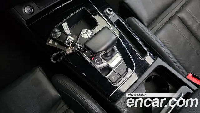 Audi Q5 2022 thumb 9