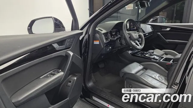 Audi Q5 2022 thumb 10