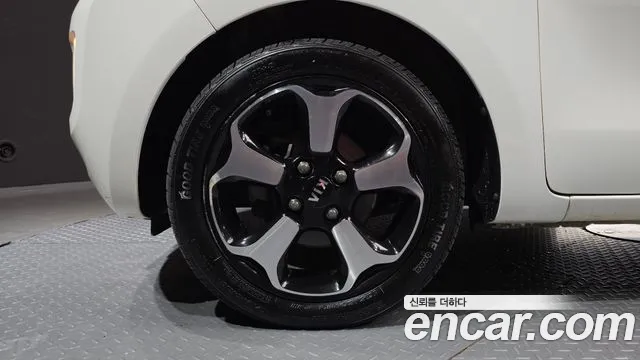 Kia Ray 2014 thumb 5