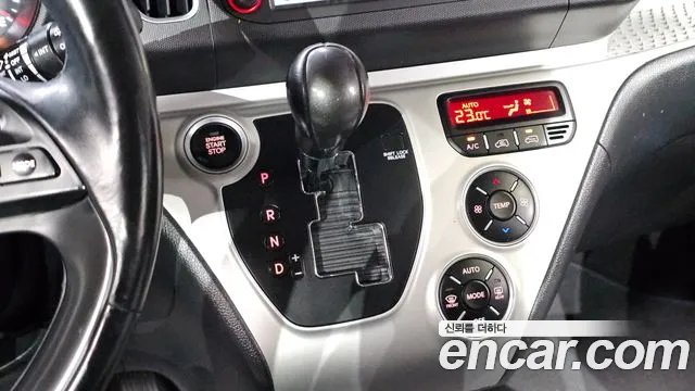 Kia Ray 2014 thumb 9