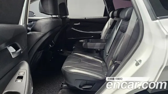 Hyundai Santa Fe 2018 thumb 12