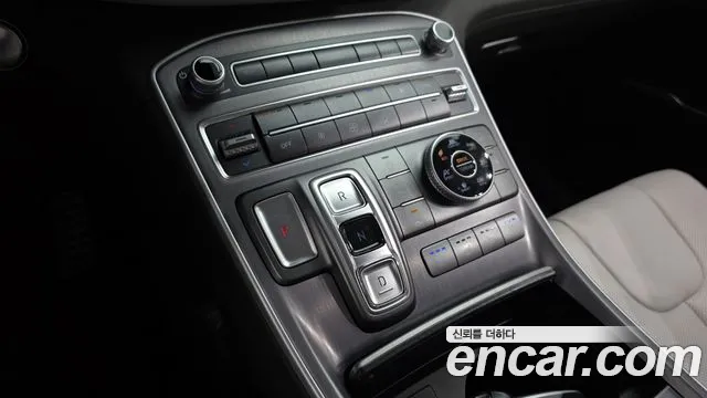 Hyundai Santa Fe 2021 thumb 8