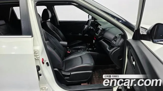 KG_Mobility_Ssangyong TIBOLI 2016 thumb 11