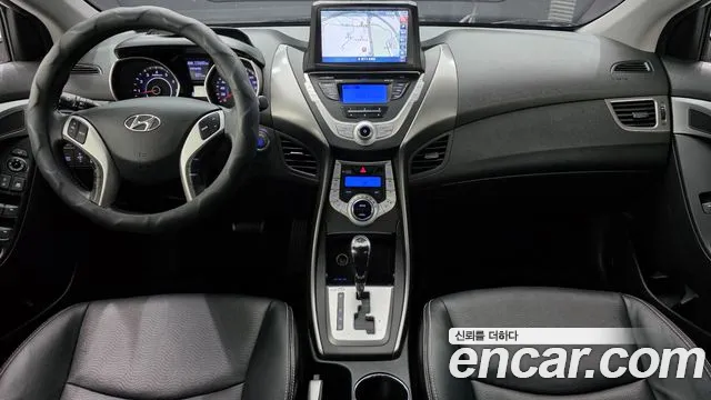 Hyundai Avante 2012 thumb 7