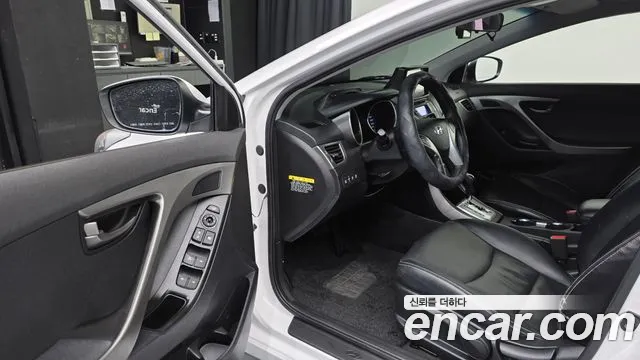 Hyundai Avante 2012 thumb 10