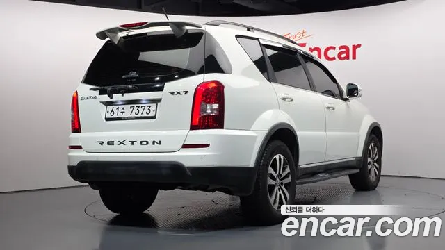 KG_Mobility_Ssangyong Rexton 2014 thumb 2