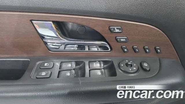 KG_Mobility_Ssangyong Rexton 2014 thumb 12
