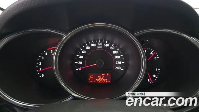 Kia Sorento 2010 thumb 8