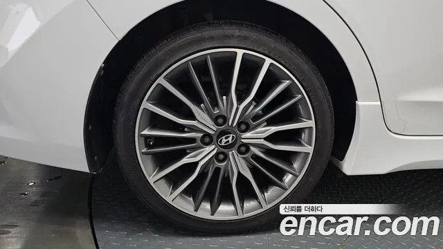 Hyundai Avante 2018 thumb 4