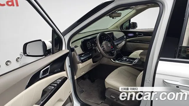 Kia Carnival 2021 thumb 9
