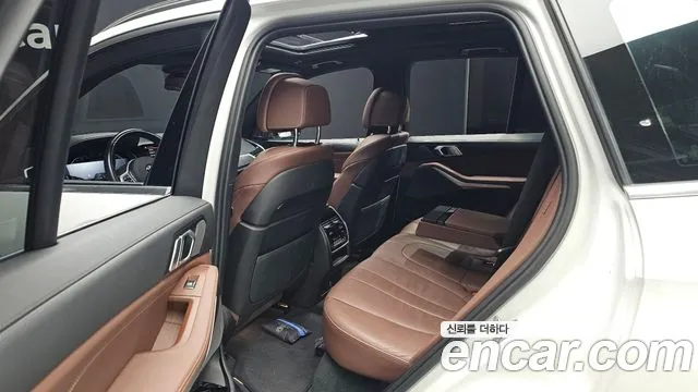 BMW X5 2020 thumb 12