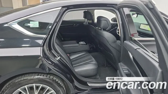 Genesis G80 2022 thumb 11