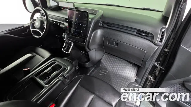 Hyundai Staria 2022 thumb 7