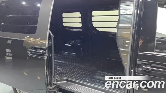 Hyundai Staria 2022 thumb 12