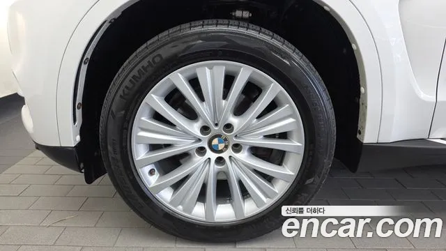 BMW X5 2017 thumb 5