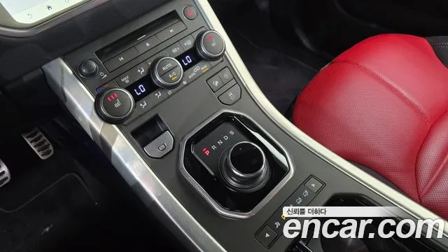 Land Rover Range Rover Evoque 2019 thumb 9