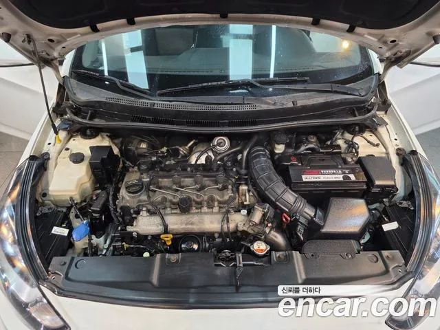 Hyundai Accent 2012 thumb 8
