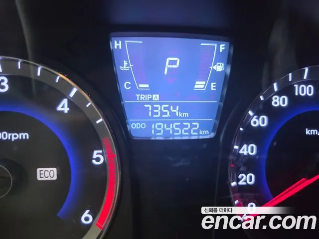 Hyundai Accent 2012 thumb 10