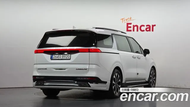 Kia Carnival 2020 thumb 2