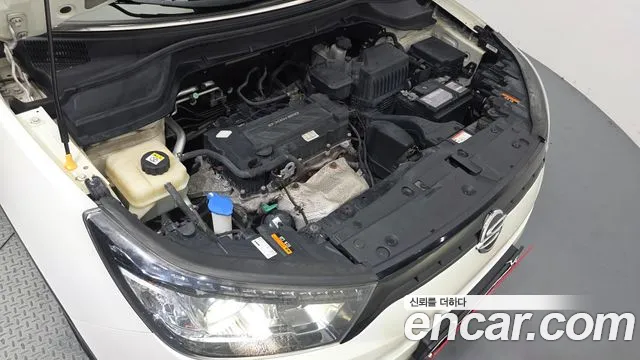 KG_Mobility_Ssangyong TIBOLI 2015 thumb 6