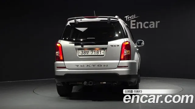 KG_Mobility_Ssangyong Rexton 2015 thumb 4
