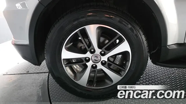 KG_Mobility_Ssangyong Rexton 2015 thumb 5