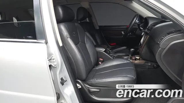 KG_Mobility_Ssangyong Rexton 2015 thumb 11