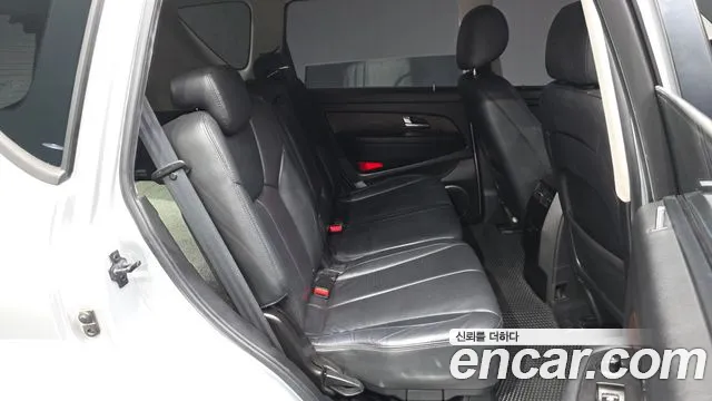 KG_Mobility_Ssangyong Rexton 2015 thumb 12