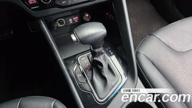 Kia Niro 2018 thumb 9