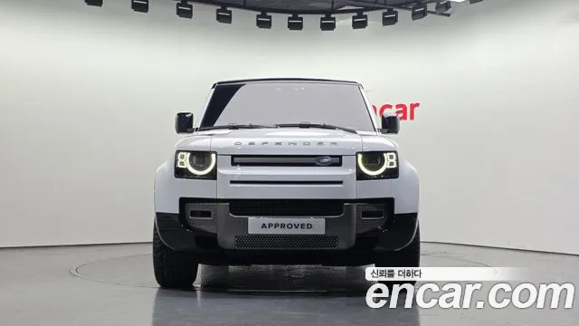 Land Rover Defender 2025 thumb 7