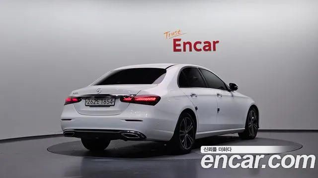 Mercedes-Benz E-Класс 2020 thumb 2