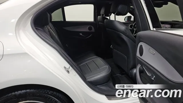 Mercedes-Benz E-Класс 2020 thumb 11