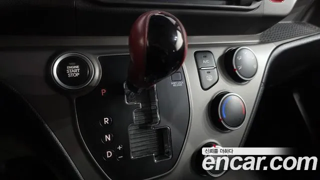 Kia Ray 2015 thumb 9