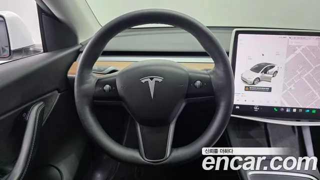 Tesla Model Y 2021 thumb 12