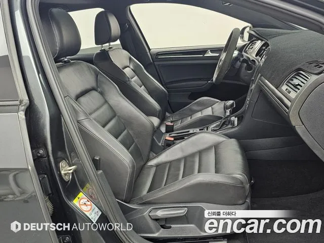 Volkswagen Golf Sportsvan 2015 thumb 10