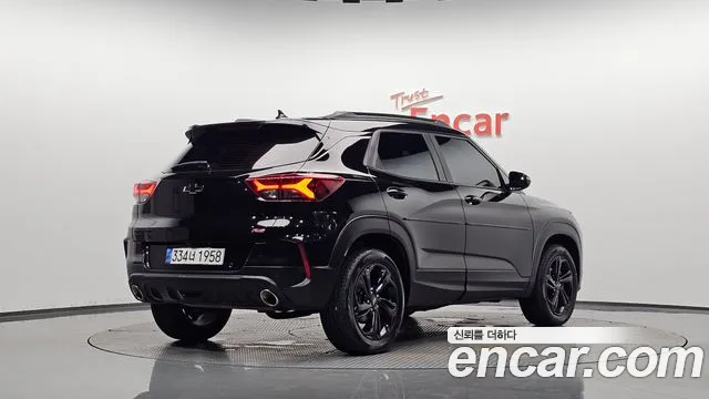 ChevroletGMDaewoo TrailBlazer 2022 thumb 2