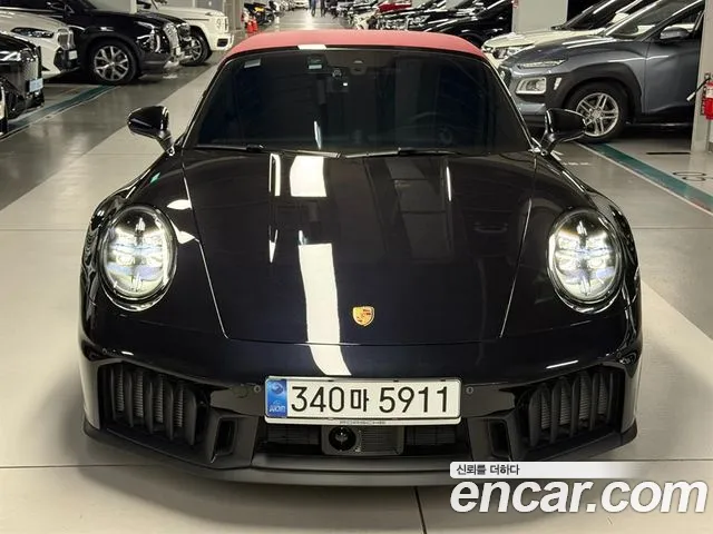 Porsche 911 2025 thumb 2