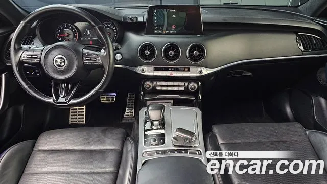 Kia Stinger 2018 thumb 7