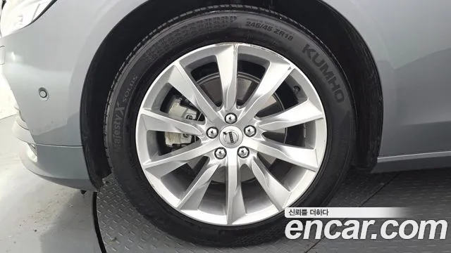 Volvo S90 2017 thumb 5
