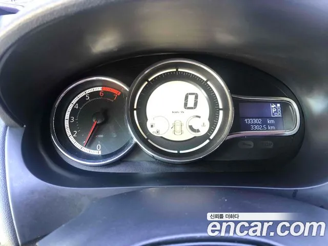 Renault-KoreaSamsung Fluence 2015 thumb 12