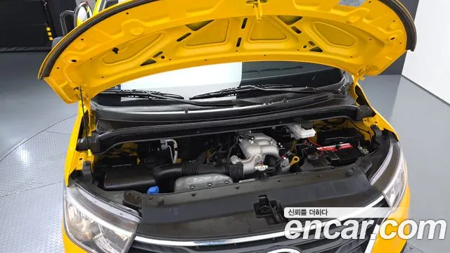 Hyundai Starex 2021 thumb 5