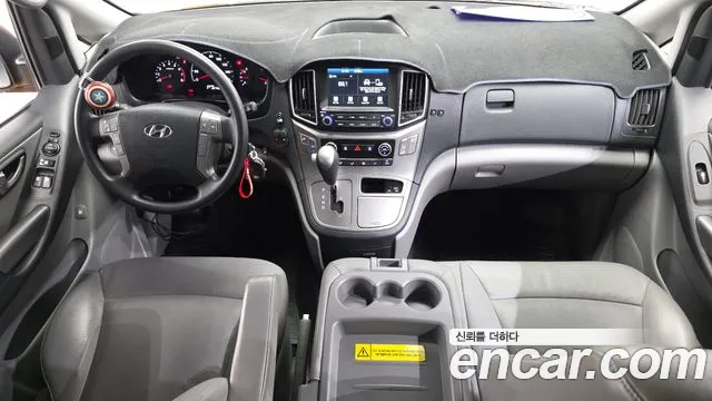 Hyundai Starex 2021 thumb 6