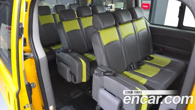 Hyundai Starex 2021 thumb 12