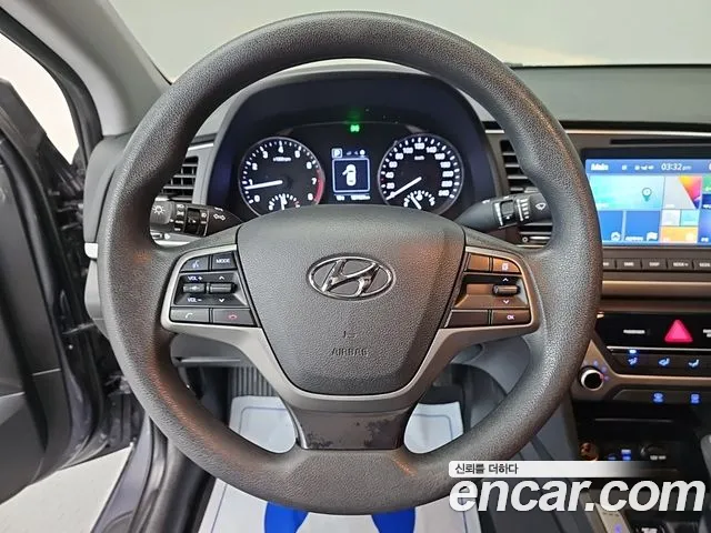Hyundai Avante 2017 thumb 9